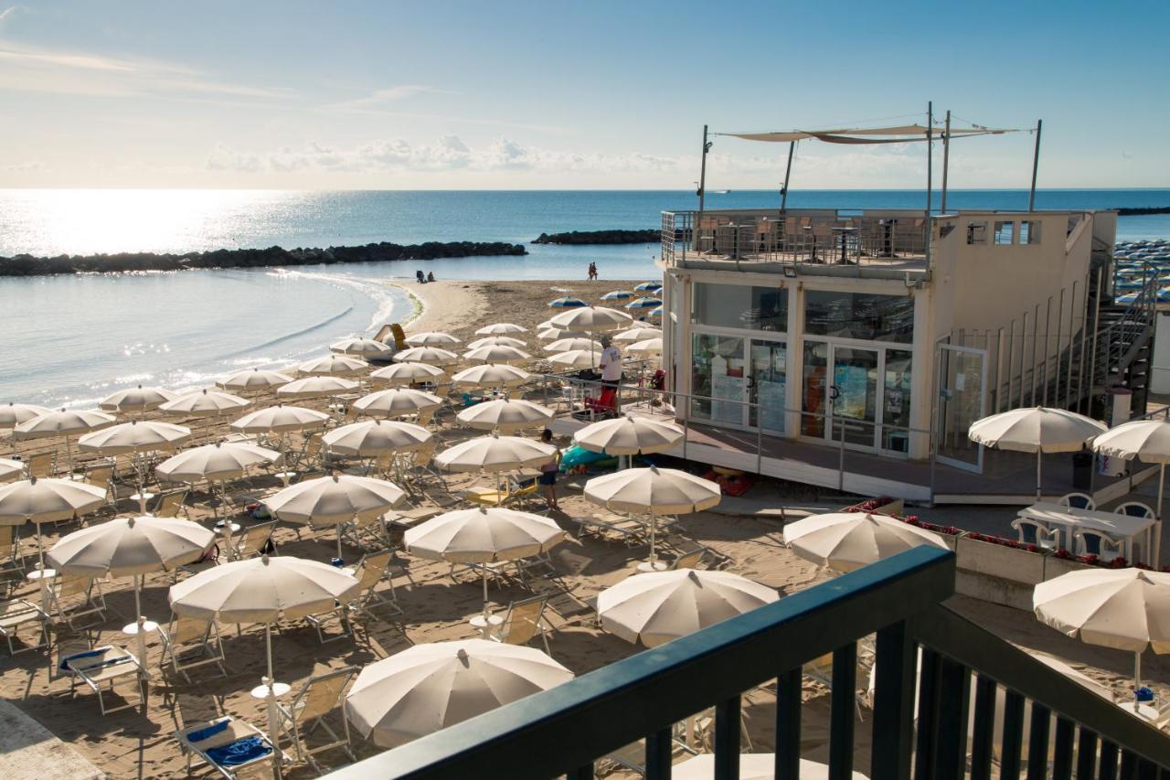 Hotel Duca Degli Abruzzi Montesilvano Marina Exteriör bild