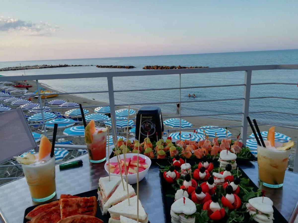 Hotel Duca Degli Abruzzi Montesilvano Marina Exteriör bild